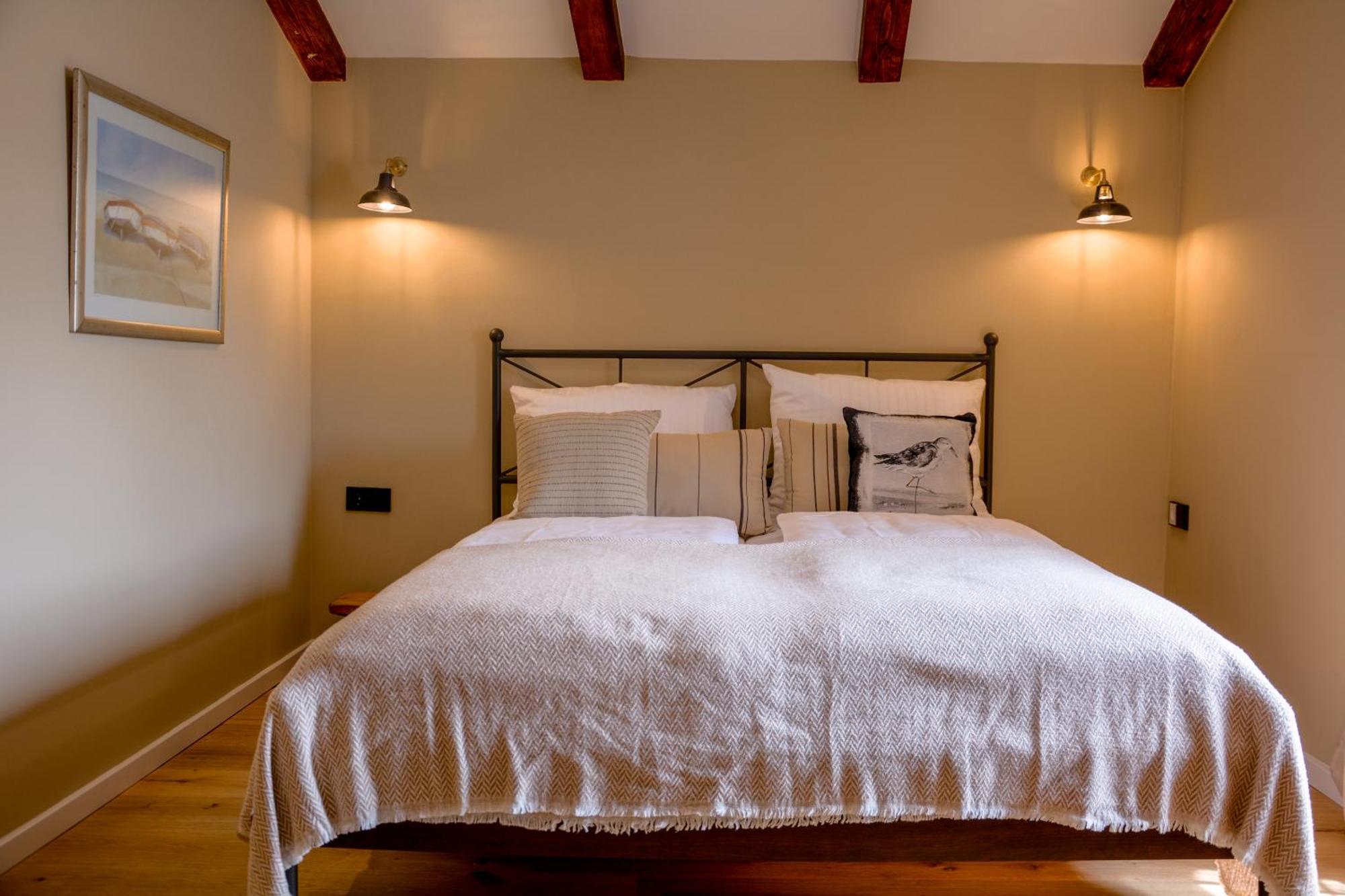 Cosy Getaway Villa Gostinjac Ngoại thất bức ảnh