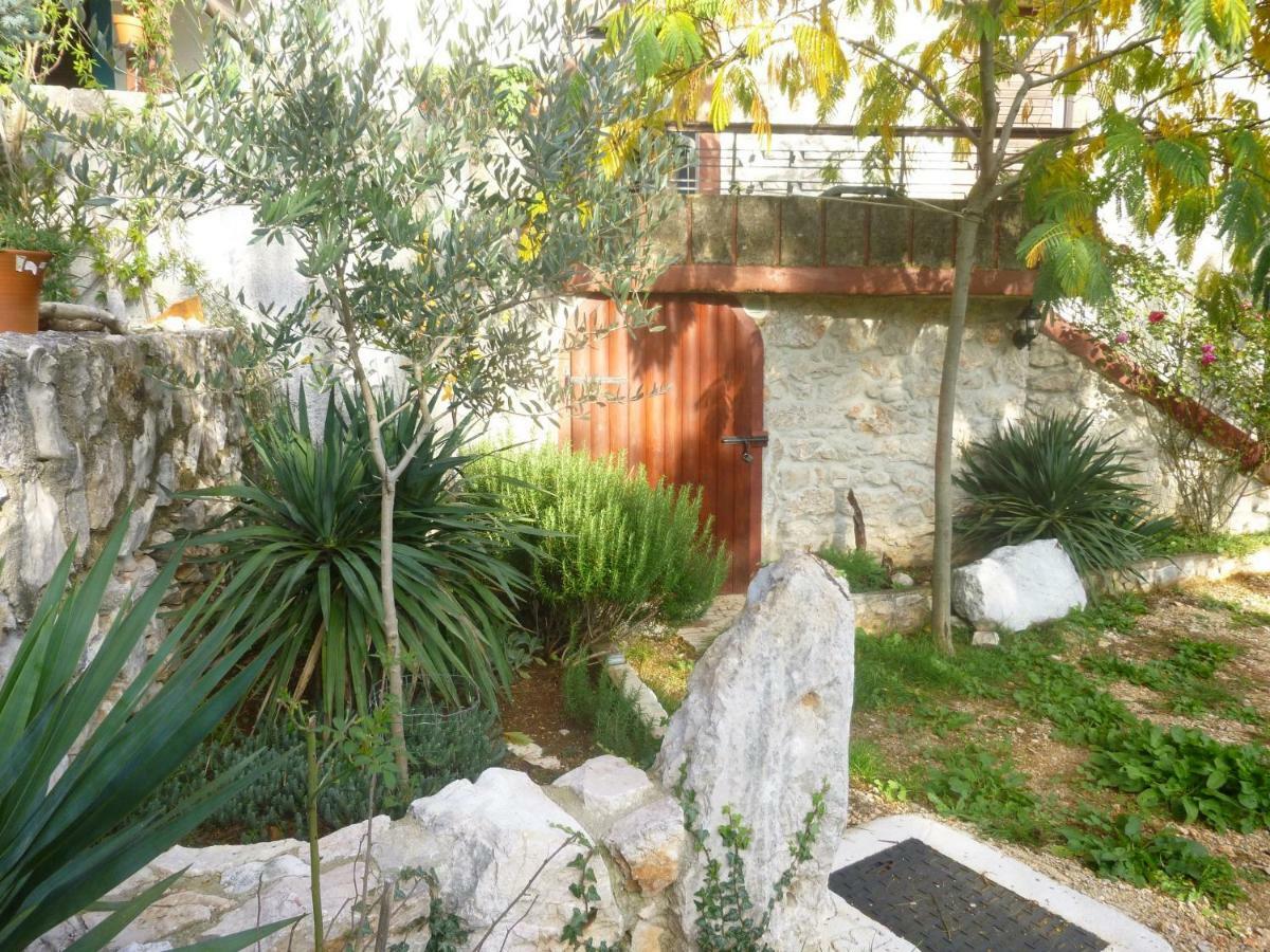 Cosy Getaway Villa Gostinjac Ngoại thất bức ảnh