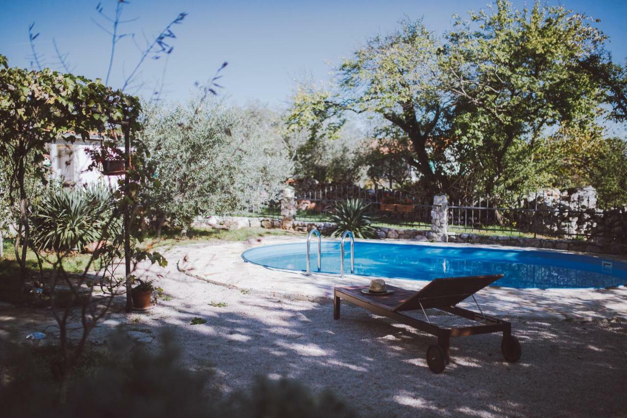 Cosy Getaway Villa Gostinjac Ngoại thất bức ảnh